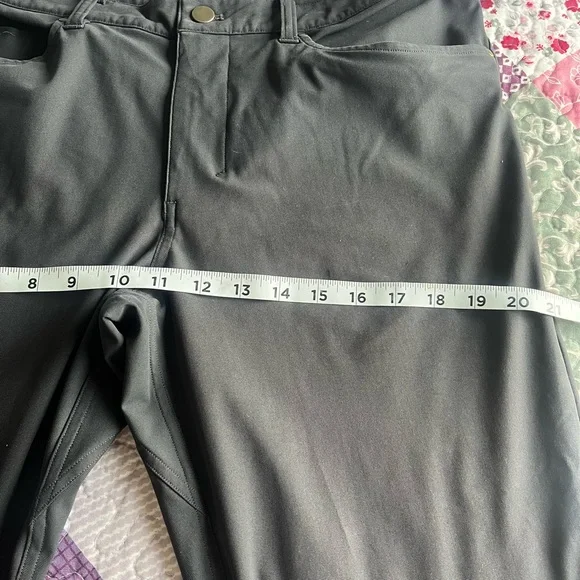 Lululemon ABC 5 Pocket Classic Fit Pants Dark GrayMen’s Size 33